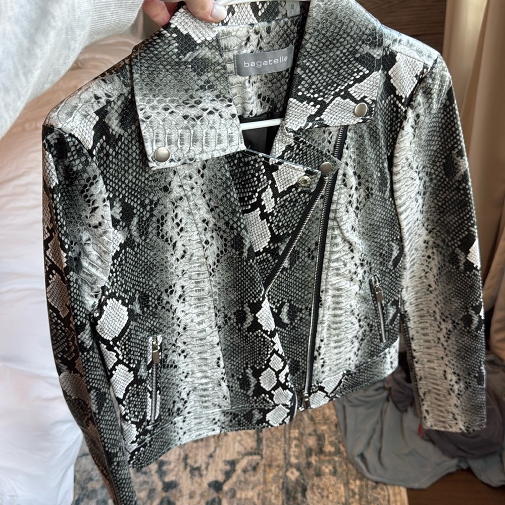 Snakeskin Leather Zip jacket